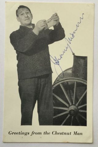 Johnny Morris (the Chestnut Man) Handsigned Photograph 5.  5 X 3.  5.