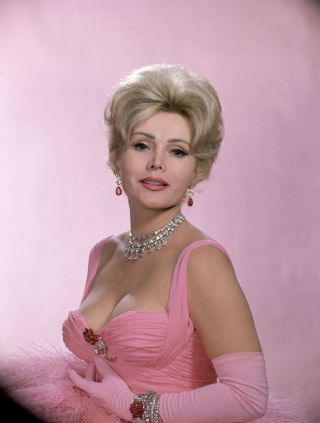 Hungarian - American Actress & Socialite.  Zsa Zsa Gabor D2016@99 Signed Album Page