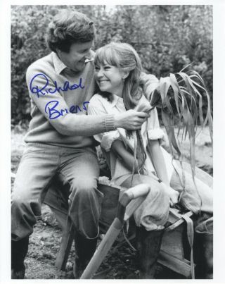 Richard Briers - English Actor In The Good Life - In Person Signed B & W Photo.