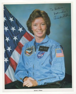 Anna Lee Fisher - Nasa Astronaut - Signed Official 8x10 Photograph