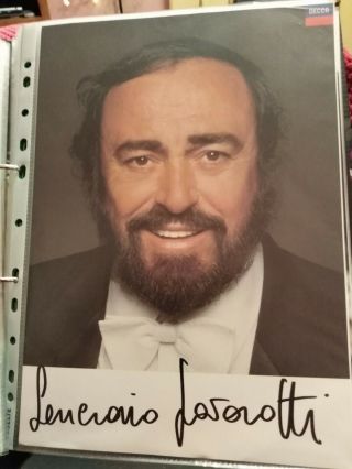 Signed 10x8 Photo Of Legendary Opera Singer Luciano Pavarotti