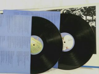 THE BEATLES,  2 LPs.  1962 - 1966,  1967 - 1970.  APPLE DOUBLE ALBUMS.  4 DISCS,  LISTS 3