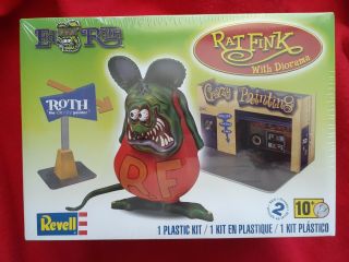 Revell Ed Big Daddy Roth Rat Fink Model Kit With Sign And Garage 2013