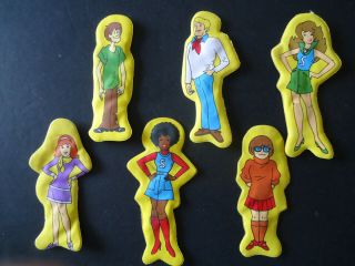 Puffy Magnets & Sticker Pack Scooby Doo Characters Hanna Barbara 1978 Old
