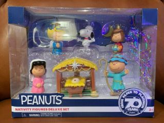 Peanuts Charlie Brown Deluxe Nativity Scene Christmas Figure Play Set Snoopy