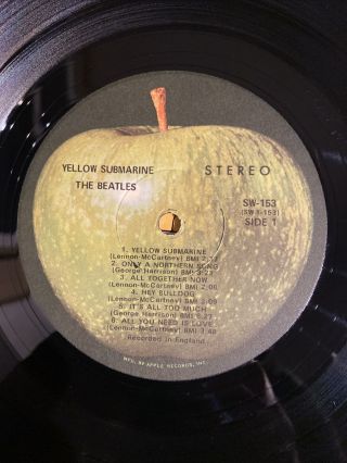 THE BEATLES YELLOW SUBMARINE LP SW153 APPLE 1971 3