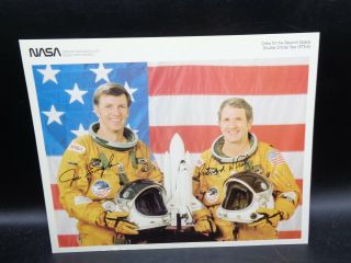Astronaut Auto Nasa Space Shuttle Sts - 2 Crew Signed By 2 Photograph 8x10