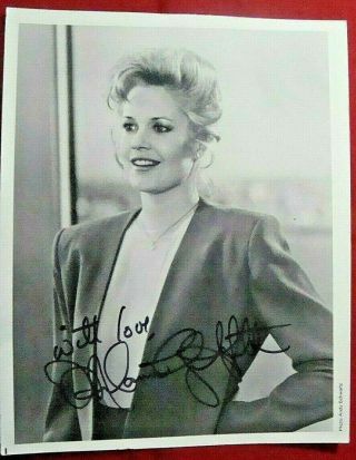 Melanie Griffith Signed 8x10 Photo - Movie Star Actress - Autograph