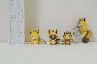 Tanuki To Kitsune Raccoon Fox Set Mini Figure Keychain Japan Manga A651