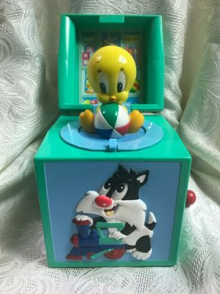 Vintage 1998 Sylvester And Tweety Jack - In - The Box Musical Toy