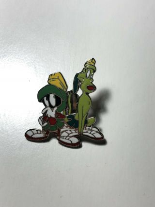 Vintage 1995 Looney Tunes Marvin The Martian & K - 9 Lapel Pin Rare