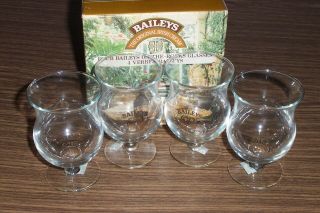 Vintage Set 4 Bailey’s On The Rocks Stemmed Tulip Glasses Ireland Stickers Mib
