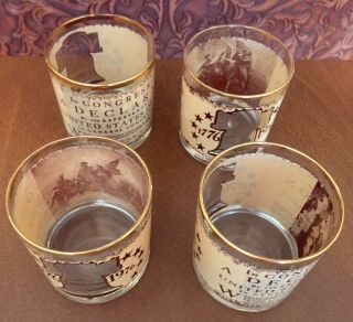 Bicentennial 1776 - 1976 4 Glass Tumblers,  With Declaration Of Independence
