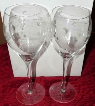 Crystal Champagne/wine Glasses Etched Grape Vines Vintage Lknu