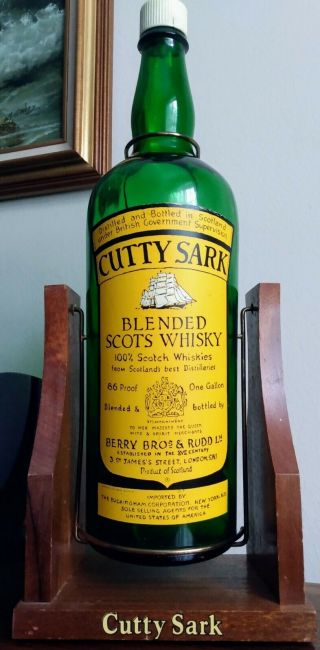 Empty 1 Gal Cutty Sark Blended Scots Whiskey Large Bottle Bank On Stand