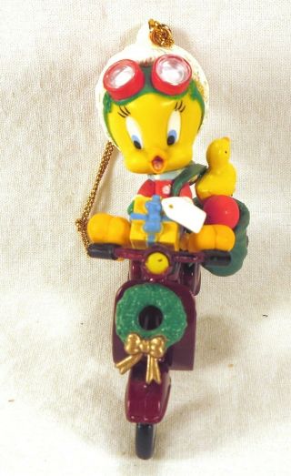 TREVCO 2001 Looney Tunes Ornament TWEETY BIRD Christmas Express RED MOTORSCOOTER 2