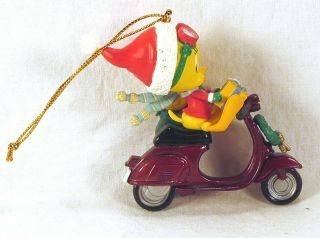 TREVCO 2001 Looney Tunes Ornament TWEETY BIRD Christmas Express RED MOTORSCOOTER 3