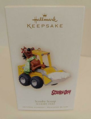Hallmark Keepsake Ornament " Scooby Scoop " Hanna - Barbera 