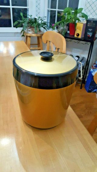 Lovely Vintage Westbend Thermo - Serv Atomic Age Gold Ice Bucket