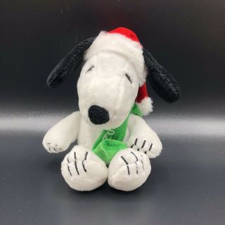 Snoopy 8” Plush Holiday Clip Plays Kissing Sounds Santa Hat Green Scarf Peanuts