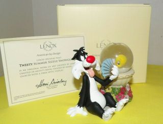 Lenox Looney Tunes Water Globe/figurine Tweety/sylvester
