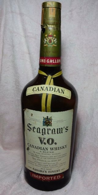 Giant 19” Seagrams Vo 6 Year Old Canadian Whiskey 1 Gallon Display Bottle 1960s