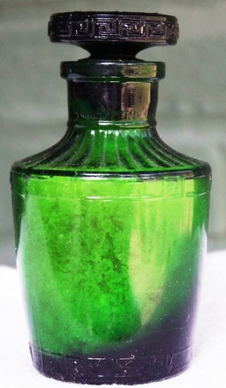 Emerald Green Stoppered Bath Salts With Geometric Patterns Embossed Overall