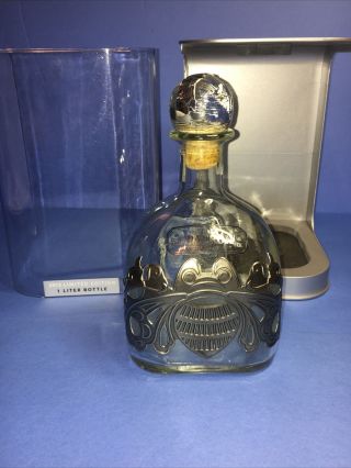 Silver Patron Tequila 100 De Agave 2015 Limited Ed.  1 Liter Collector Bottle