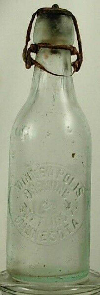 Minneapolis Brewing & Bottling Minnesota Blob Top Beer Bottle 1890 