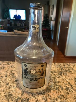 Vintage 1953 11.  5” Mogen David Half Gallon Wine Bottle With Intact Label Rare