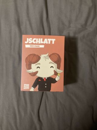 Jschlatt 33 Youtooz Collectable Vinyl Figure (rare) Code Unscratched