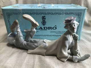 Lladro Clown With Ball Porcelain Figure 4618 Gloss Finish Retired