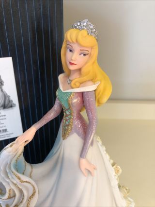 Enesco Disney Couture de Force Princess Aurora From Sleeping Beauty No Styrofoam 2