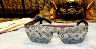 Louis Vuitton Supreme City Mask Sunglasses Silver Very Rare