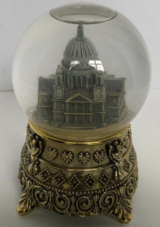 Walt Disney ' s MARY POPPINS Feed the Birds Cathedral SNOW GLOBE EXTREMELY RARE 4