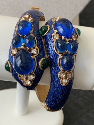 RARE vintage Crown TRIFARI L ' Orient blue enamel & jewels SNAKES Bangle Bracelet 2