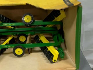 John Deere 8630 4WD Tractor with Yellow Disk SET 1:16 NIB Yellow Green 1975 RARE 5