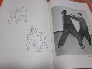 BRUCE LEE BOOK,  SECRET Tao of Jeet Kune Do 1976 Japan Rare 1st.  edition 2