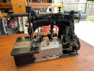 Rare Vintage Union Special 15400 With Factory Table And Motor