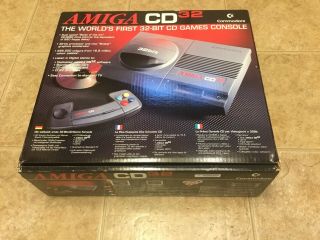 Commodore Amiga Cd32 Console Complete Wth Extra Controller As - Is Rare