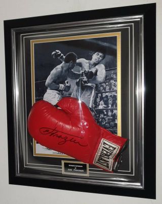 Rare Joe Frazier Signed Boxing Glove Autographed Display Dome Display