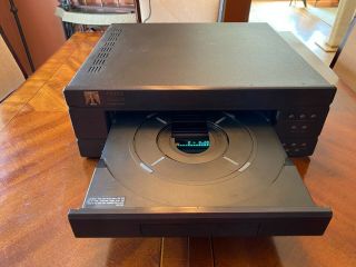Ultra rare functioning Theta Data III (3) Laserdisc player with AC - 3 RF output. 2