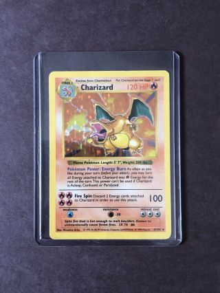 Shadowless Holo Charizard Pokémon Card (4/102) (1999 Wizards) Base Set - Rare