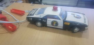 VERY EARLY LARGE TIN TOY BATTERY REMOTE POWERED HIGHWAY PATROL CAR RARE FIND 3