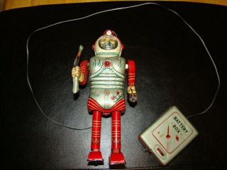 1957 Nomura Spaceman Tin Battery Powered Robot Rare Well Very Good Cond