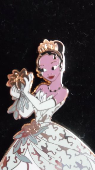 Tiana RARE LE 125 Disney Pin Princess Frog Gold Brocade Golden Designer Dress 3
