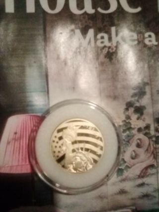 Cook Island $25 1/2 Ounce.  24 Pure Gold Coin Rare Lady Liberty Design