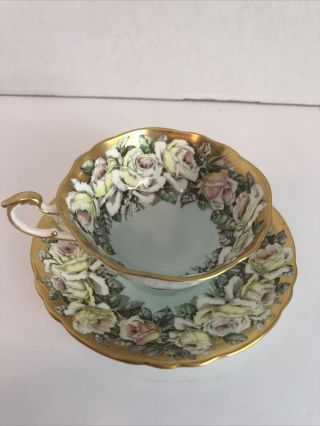 Rare Paragon By Appointment White Gardenia On Gold Gild - Tea Cup & Saucer