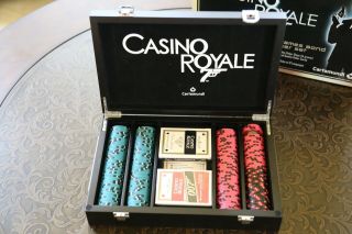 Casino Royale James Bond 007 200 Chip Poker Set By Cartamundi Rare
