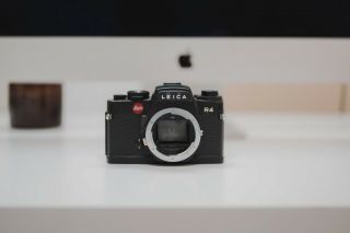 Rare 1981 Leica Leitz R4 35mm Slr Film Camera Black Body Only -